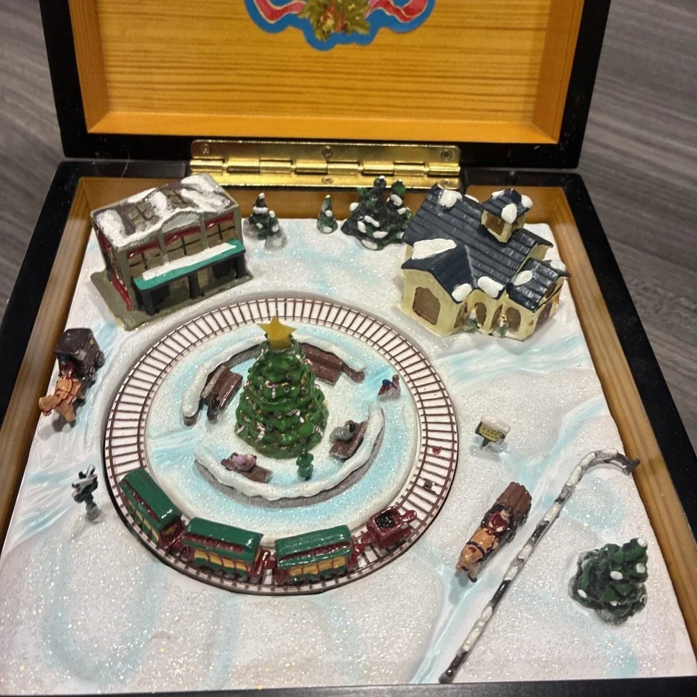 Gold Label Illuminated Train Music Box Works Good Condition Needs Batteries
